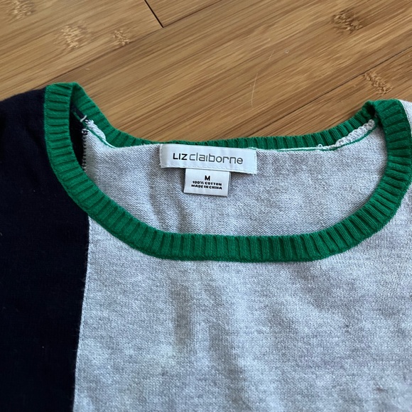 Quarter sleeve Liz Claiborne sweater - Picture 2 of 4